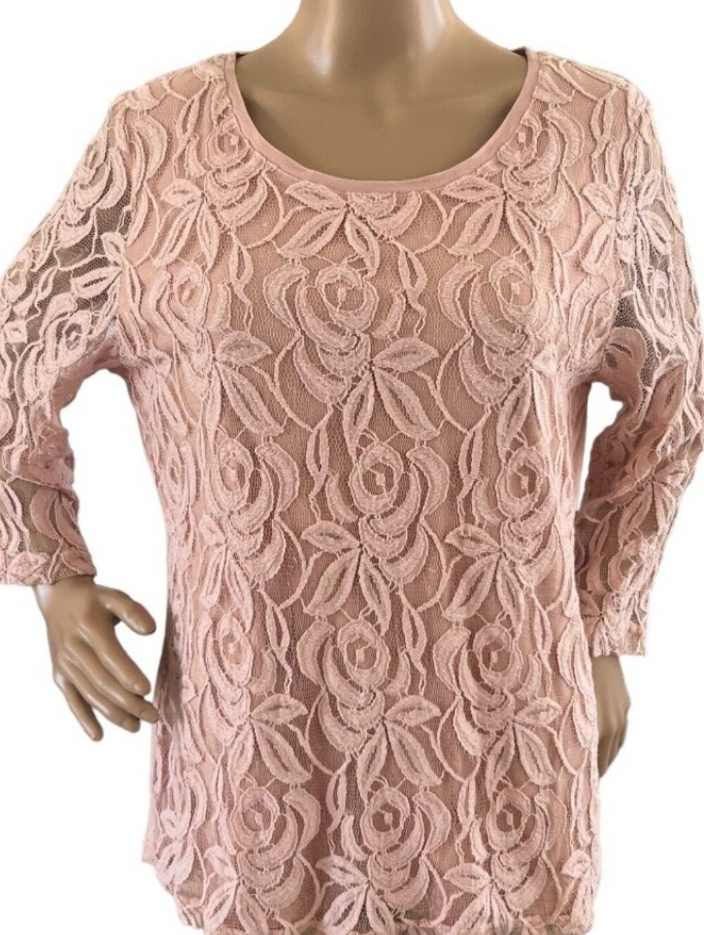 Embroidered lace blouse baby pink by Star Vixen size XL bell sleeves lin…
